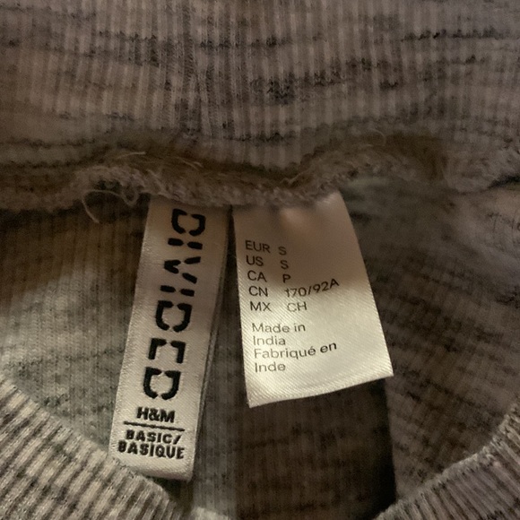 H&M Womens Grey Basic Long Sleeve Selena Gomez Taylor Swift Ins Sweater Top Sm - Picture 8 of 9